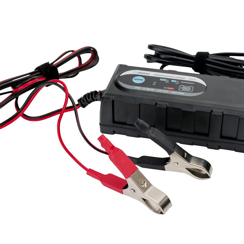 Incarcator Smart Auto Universal 6-12v Pcbc 38 cu baterie reincarcabila si Rezistenta la Apa