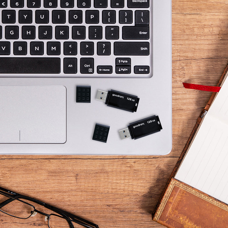 Flash Drive 64gb 2.0 Ume3 Goodram cu USB