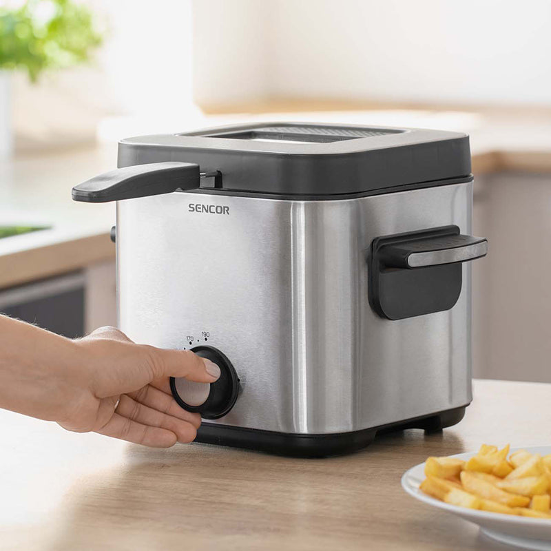 Friteuza 1.5l Sencor cu DAB+
