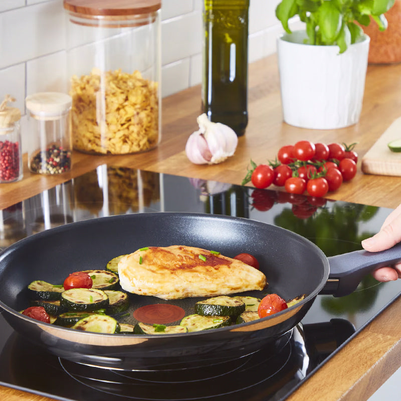 Tigaie Daily Cook Tefal cu DAB+