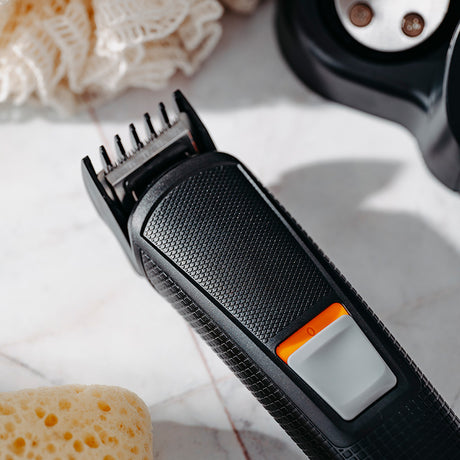 Set 5 in 1 Trimmer cu afisaj Adler AD 2943 cu afisaj LED, baterie reincarcabila si USB