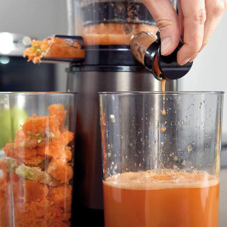 Storcator Fructe Legume cu 600ml Black&decker Melc 200W cu DAB+