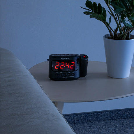 Aparat Radio Proiectie Ceas & Kruger Km 0827 cu radio FM, alarma si baterie reincarcabila